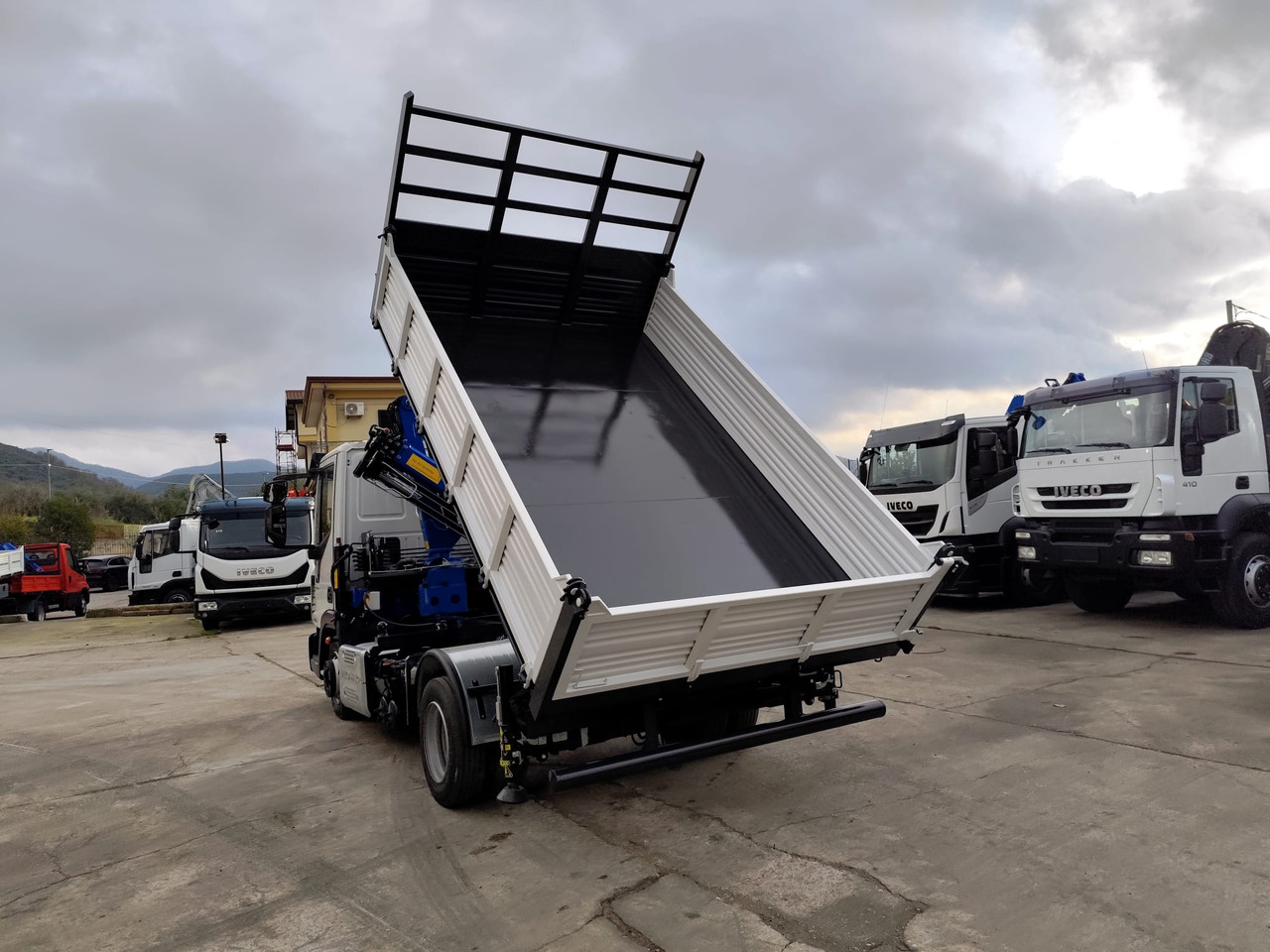 IVECO EUROCARGO 75-160 on lease IVECO EUROCARGO 75-160: picture 6 IVECO EUROCARGO 75-160 on lease IVECO EUROCARGO 75-160: picture 6