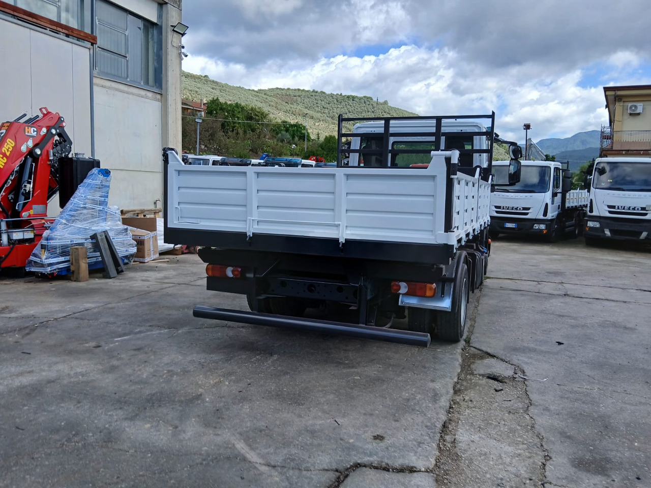 IVECO EUROCARGO 75-210 on lease IVECO EUROCARGO 75-210: picture 14 IVECO EUROCARGO 75-210 on lease IVECO EUROCARGO 75-210: picture 14