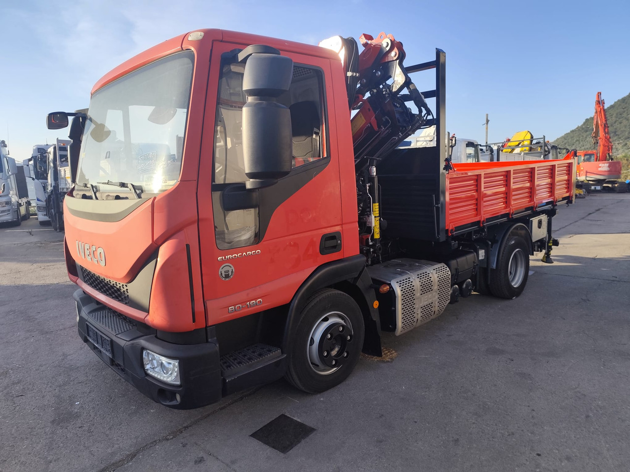Crane truck, Tipper IVECO EUROCARGO 80-190: picture 11