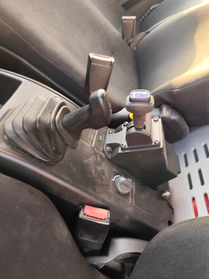 Crane truck, Tipper IVECO EUROCARGO 80-210: picture 23 Crane truck, Tipper IVECO EUROCARGO 80-210: picture 23