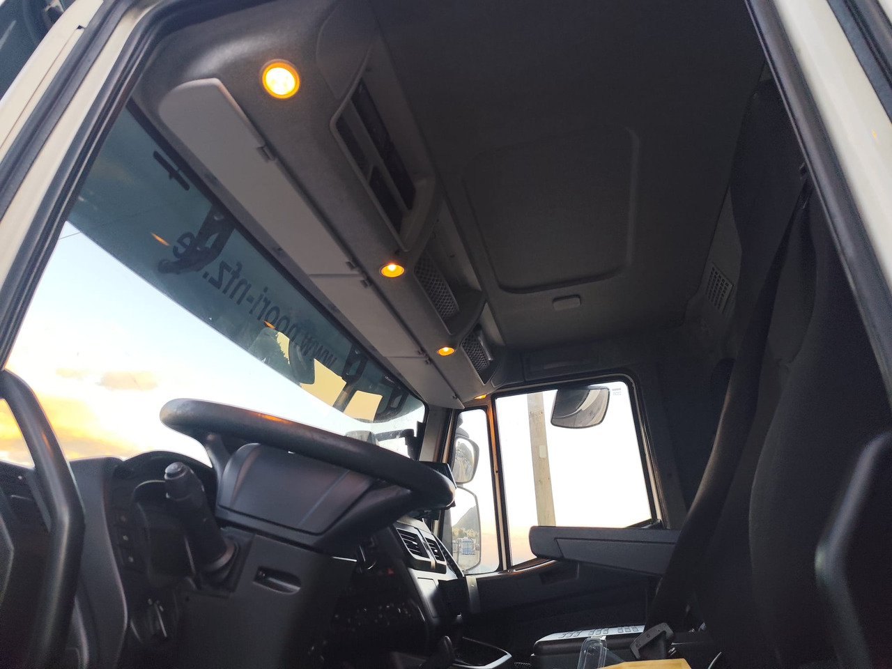 IVECO STRALIS AS 260S46 - Dropside/ Flatbed truck: picture 5 IVECO STRALIS AS 260S46 - Dropside/ Flatbed truck: picture 5