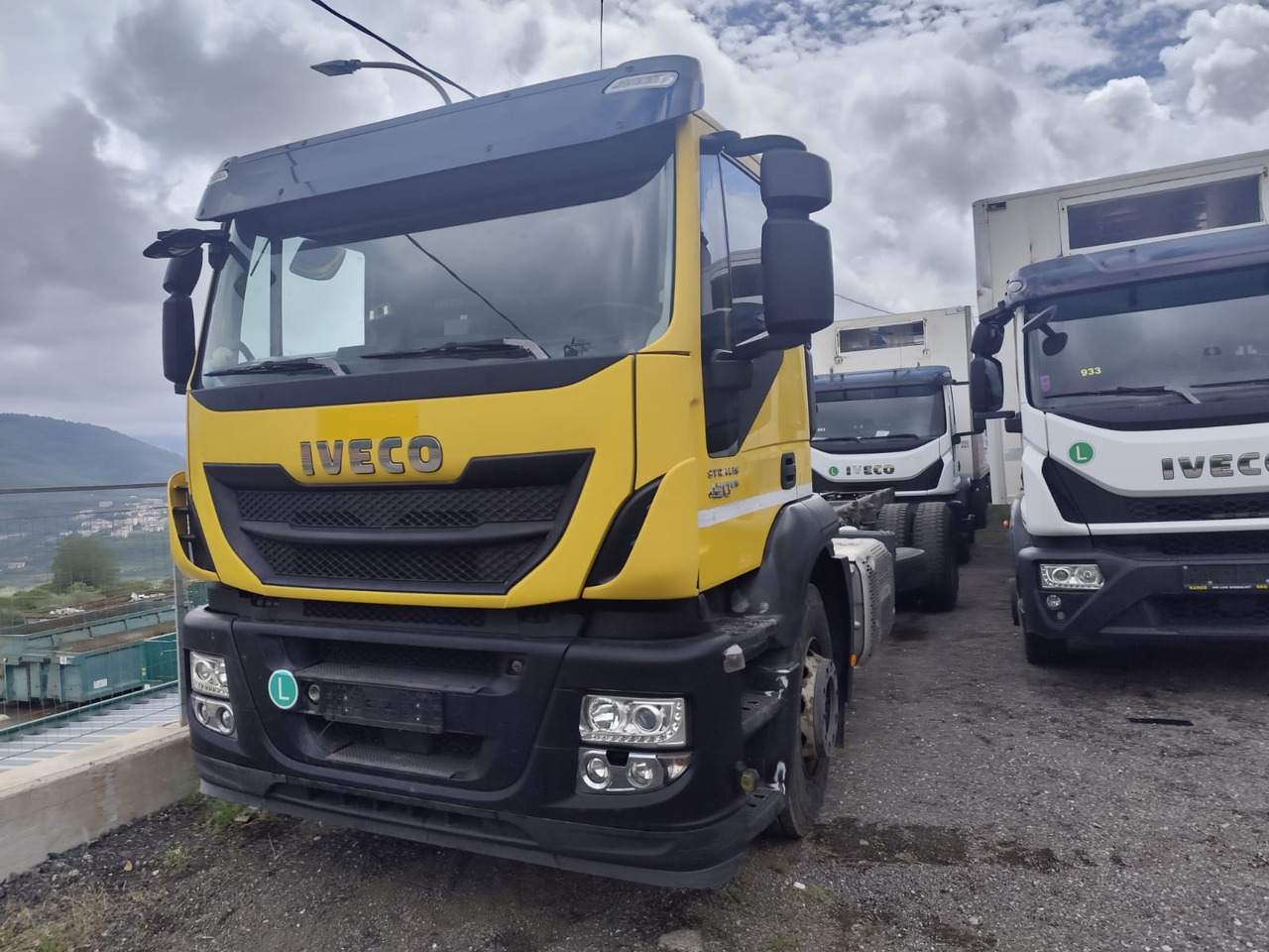IVECO STRALIS HI-STREET AD190S42 - Cab chassis truck: picture 1 IVECO STRALIS HI-STREET AD190S42 - Cab chassis truck: picture 1
