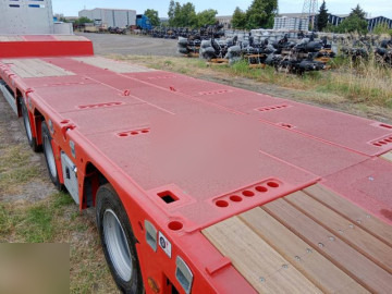 YALCIN 3 ESSIEUX STD - Low loader semi-trailer: picture 2 YALCIN 3 ESSIEUX STD - Low loader semi-trailer: picture 2