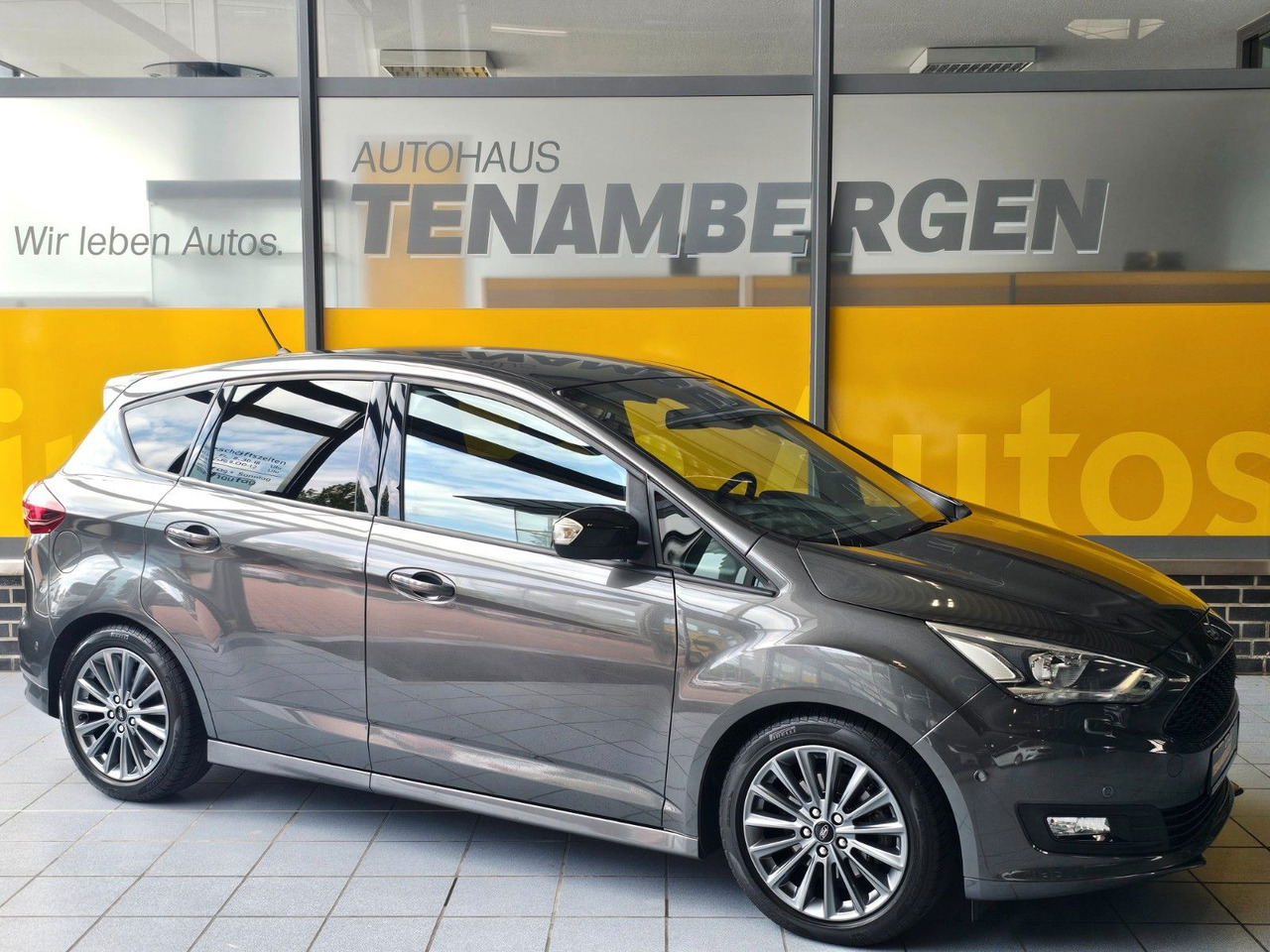 Ford C-MAX 1.5 Sport Automatik Bi-Xenon Navi Standhzg - Passenger van: picture 1 Ford C-MAX 1.5 Sport Automatik Bi-Xenon Navi Standhzg - Passenger van: picture 1