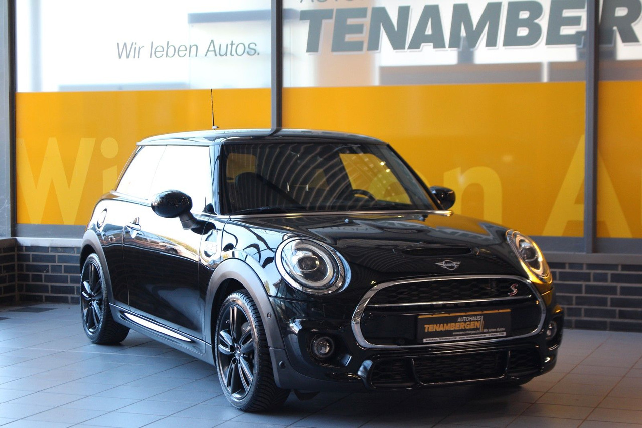 MINI Cooper S 3 trg. Pepper JCW LED H&K - Sedan: picture 2 MINI Cooper S 3 trg. Pepper JCW LED H&K - Sedan: picture 2