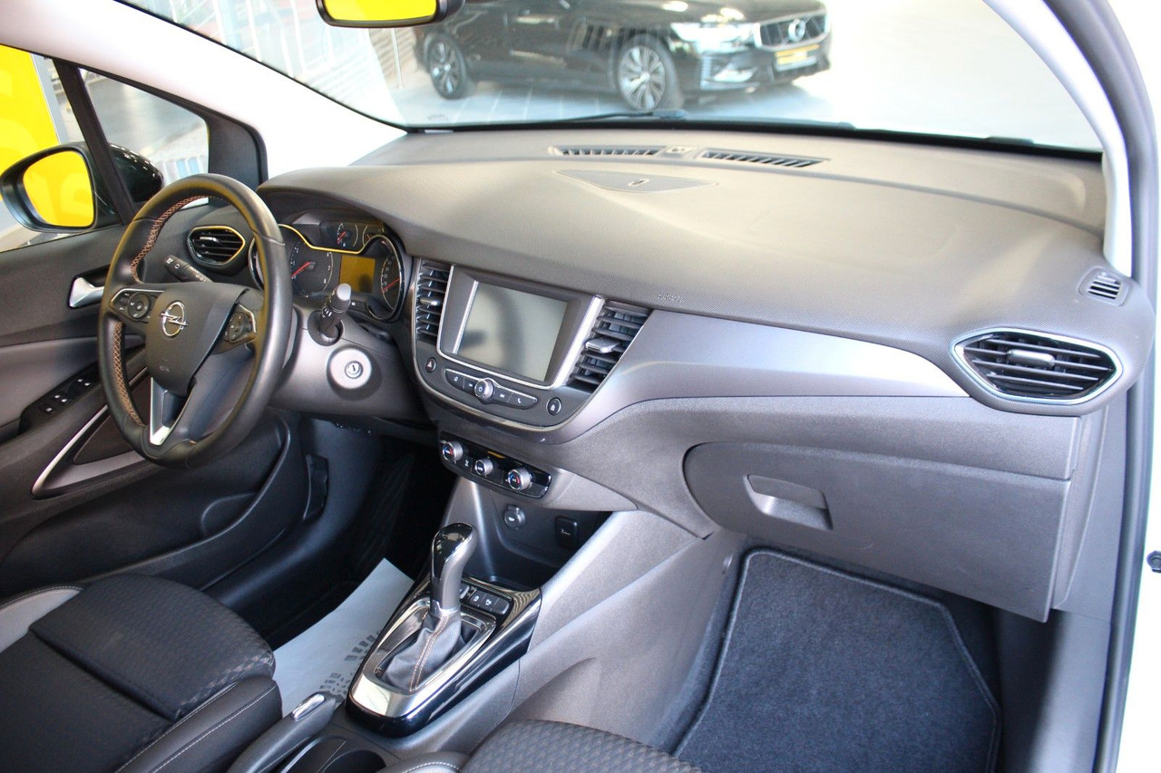 Opel Crossland (X) Innovation AT-6 Sitz- & Lenkradhzg - Sedan: picture 5 Opel Crossland (X) Innovation AT-6 Sitz- & Lenkradhzg - Sedan: picture 5
