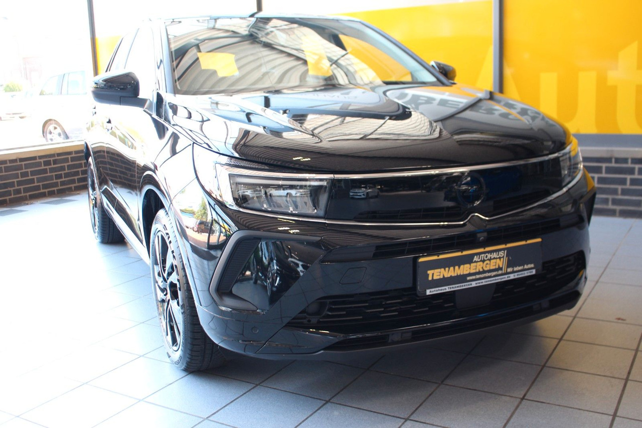 Opel Grandland 1.2 Turbo GS Line LED Kamera Sitzheiz. - SUV: picture 2 Opel Grandland 1.2 Turbo GS Line LED Kamera Sitzheiz. - SUV: picture 2