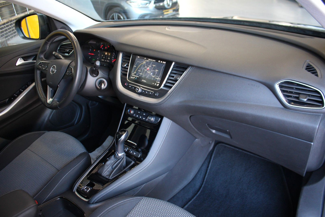 SUV Opel Grandland Edition 1.2 Automatik Navi PDC v+h LED: picture 8