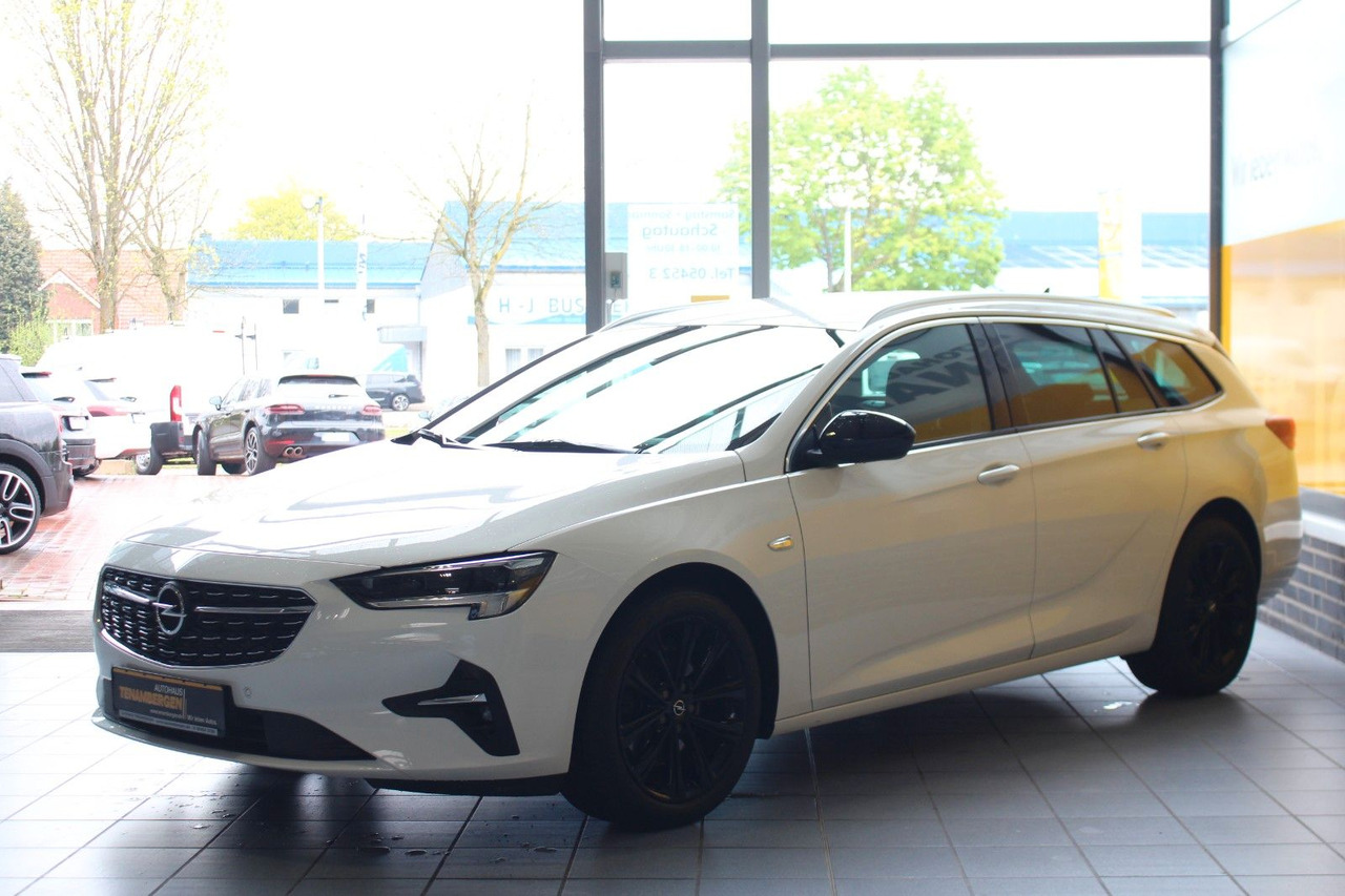 Opel Insignia B ST 4x4 Leder Massage Bose Matrix AHK - Car: picture 4 Opel Insignia B ST 4x4 Leder Massage Bose Matrix AHK - Car: picture 4