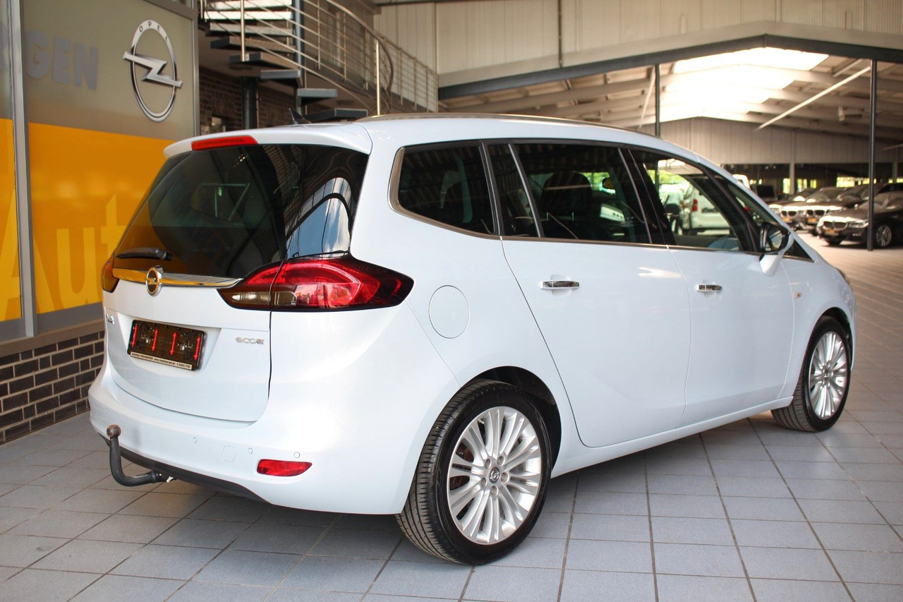 Opel Zafira Tourer Navi Innovation Bi Xenon Bluetooth - Passenger van: picture 5 Opel Zafira Tourer Navi Innovation Bi Xenon Bluetooth - Passenger van: picture 5