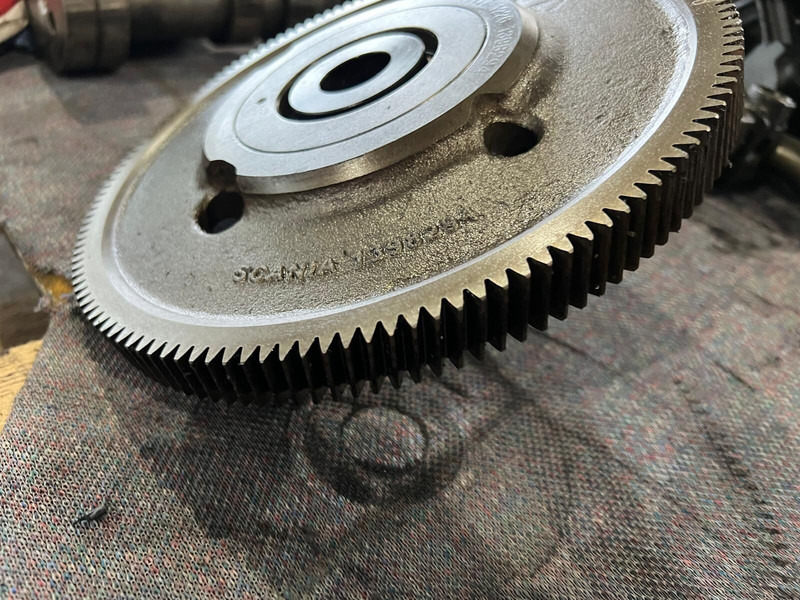 Scania 1905699 - Camshaft: picture 3 Scania 1905699 - Camshaft: picture 3