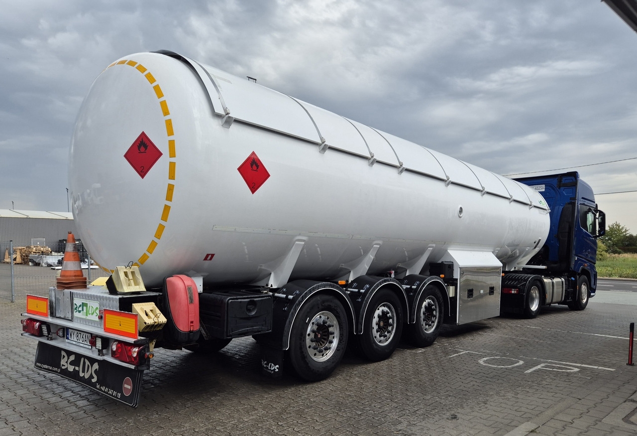BC-LDS EMERSON/ propane/ butane/ lpg/ gpl - Tank semi-trailer: picture 3 BC-LDS EMERSON/ propane/ butane/ lpg/ gpl - Tank semi-trailer: picture 3