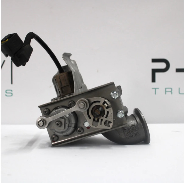 DAF XF106 EGR Klep Gereviseerd 2412200 | 2256370 | 1960473 - Exhaust system for Truck: picture 1 DAF XF106 EGR Klep Gereviseerd 2412200 | 2256370 | 1960473 - Exhaust system for Truck: picture 1