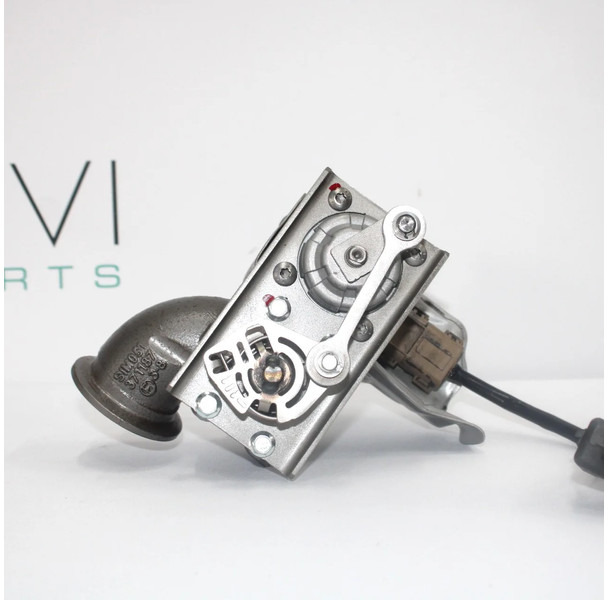 DAF XF106 EGR Klep Gereviseerd 2412200 | 2256370 | 1960473 - Exhaust system for Truck: picture 2 DAF XF106 EGR Klep Gereviseerd 2412200 | 2256370 | 1960473 - Exhaust system for Truck: picture 2