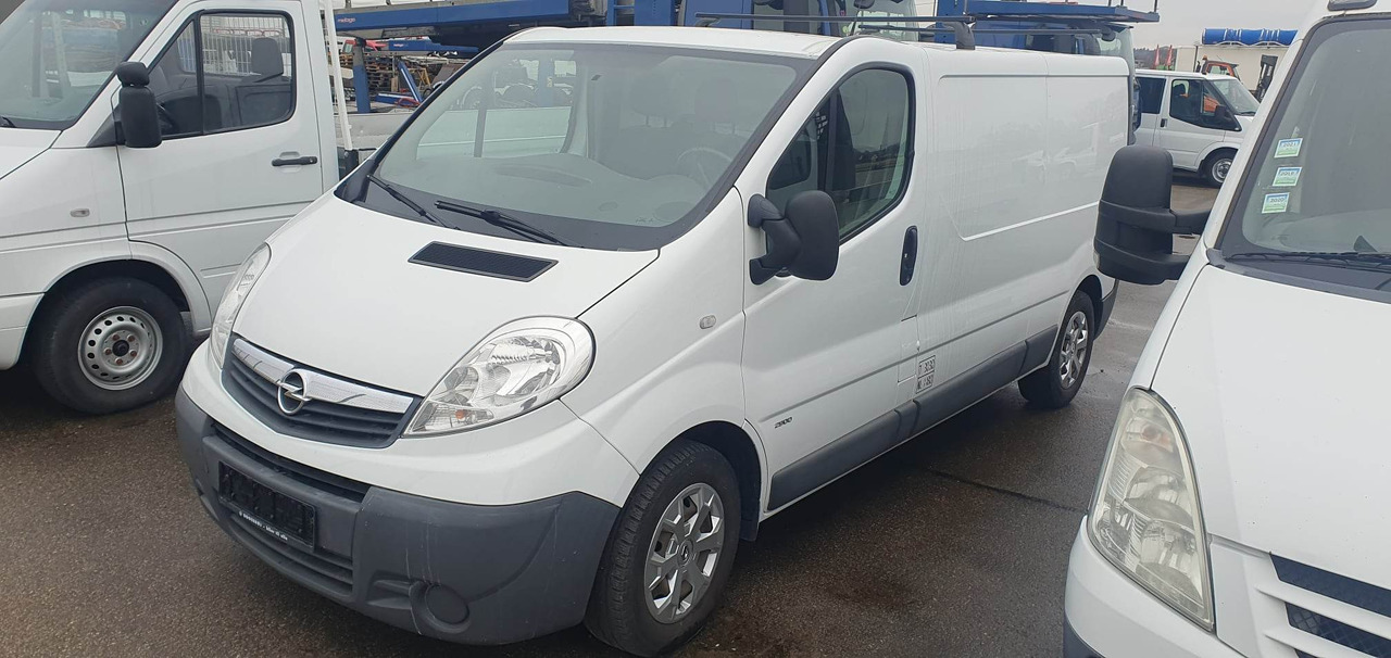 Opel Vivaro - Small van: picture 1 Opel Vivaro - Small van: picture 1