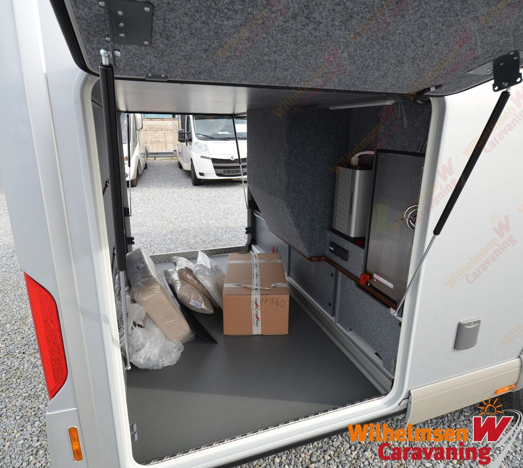 Carthago chic e-line xl I I 61 LE 5. Sitz 56.599 Rabatt - Integrated motorhome: picture 5 Carthago chic e-line xl I I 61 LE 5. Sitz 56.599 Rabatt - Integrated motorhome: picture 5