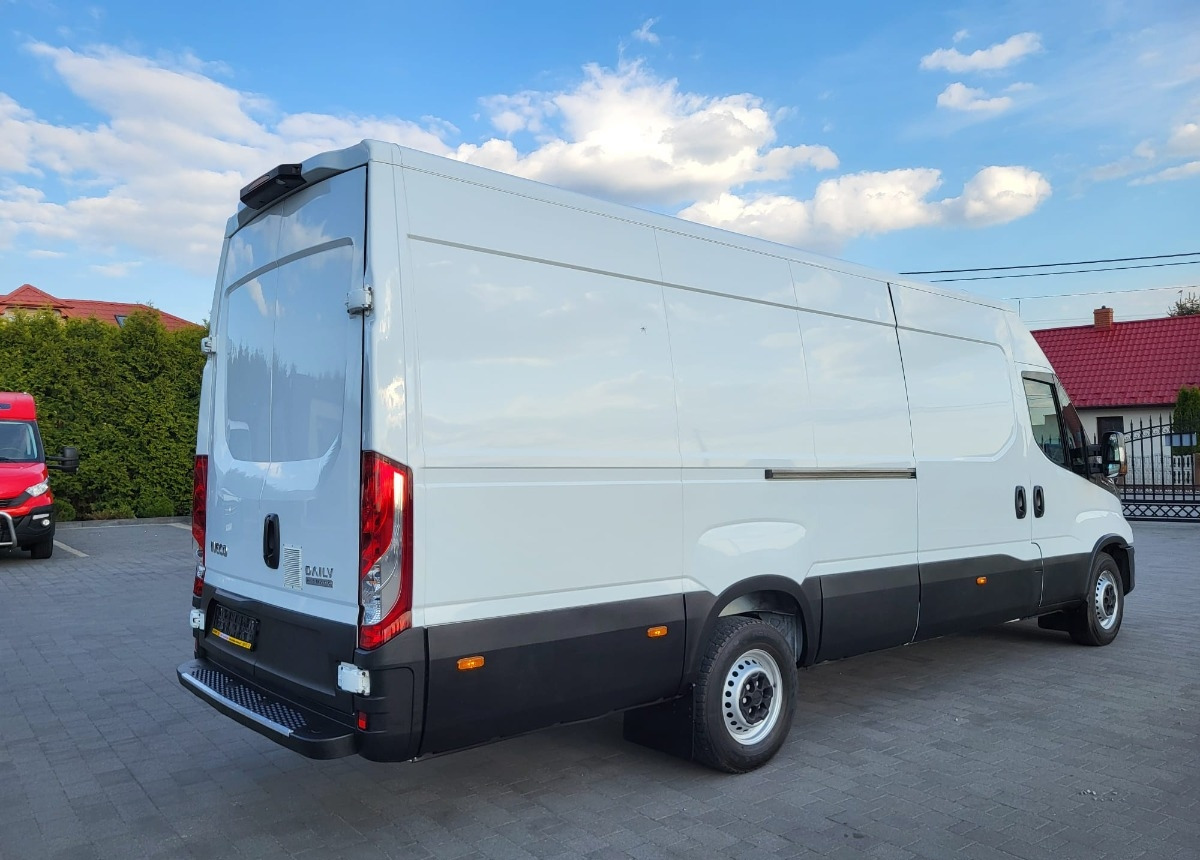 Iveco Iveco 180 Himatic 3.0 180hp Maxi -v Led -Xenon- v Led-Xenon - Panel van: picture 2 Iveco Iveco 180 Himatic 3.0 180hp Maxi -v Led -Xenon- v Led-Xenon - Panel van: picture 2