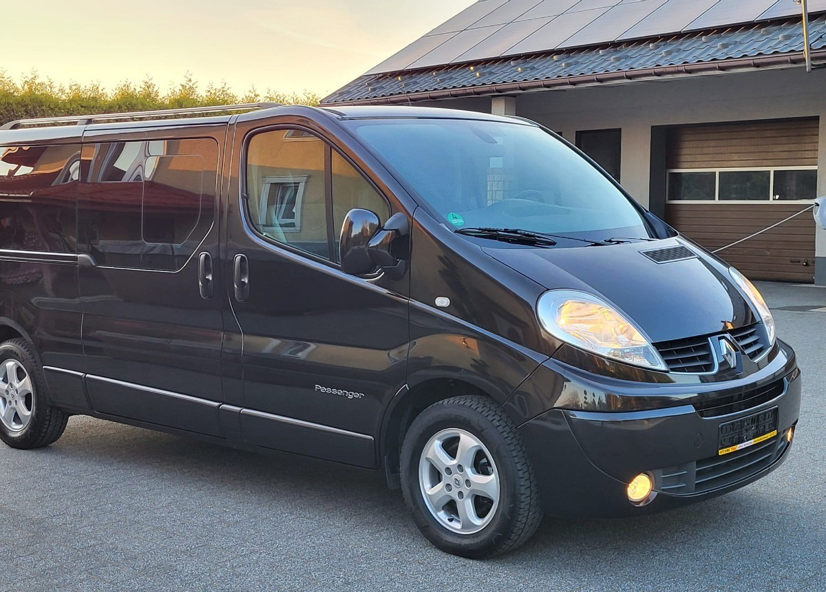 Opel Vivaro - Minibus, Passenger van: picture 5 Opel Vivaro - Minibus, Passenger van: picture 5
