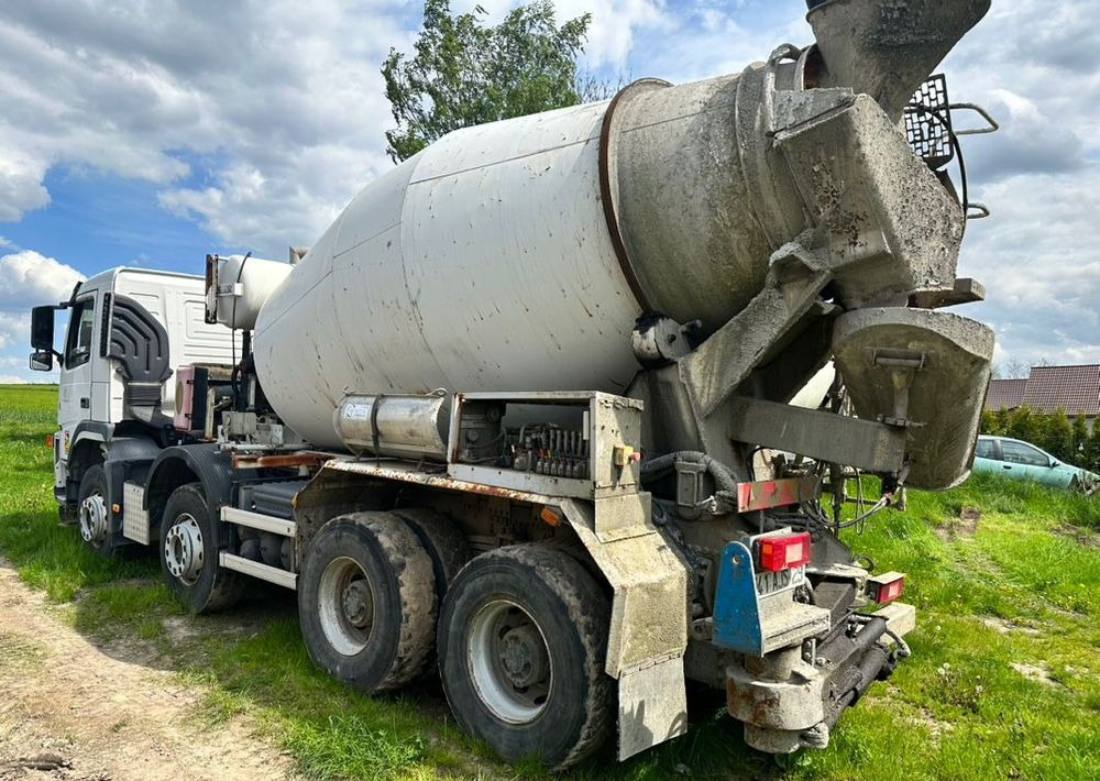 Volvo FM - Concrete mixer truck: picture 3 Volvo FM - Concrete mixer truck: picture 3