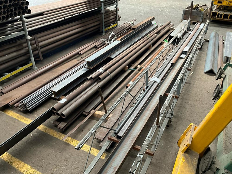 Onbekend - Metalworking machinery: picture 1 Onbekend - Metalworking machinery: picture 1