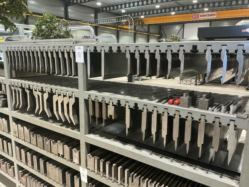 Metalworking machinery Onbekend: picture 1