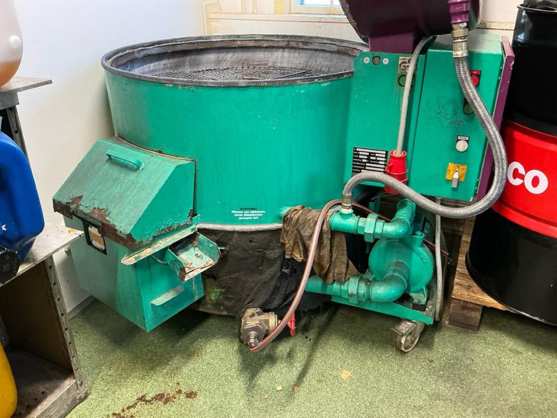 Perkute 82 WT - Metalworking machinery: picture 3 Perkute 82 WT - Metalworking machinery: picture 3