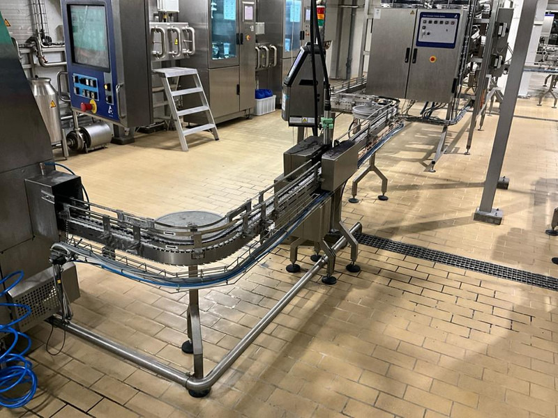 Tetra Pak - Belt conveyor: picture 1 Tetra Pak - Belt conveyor: picture 1