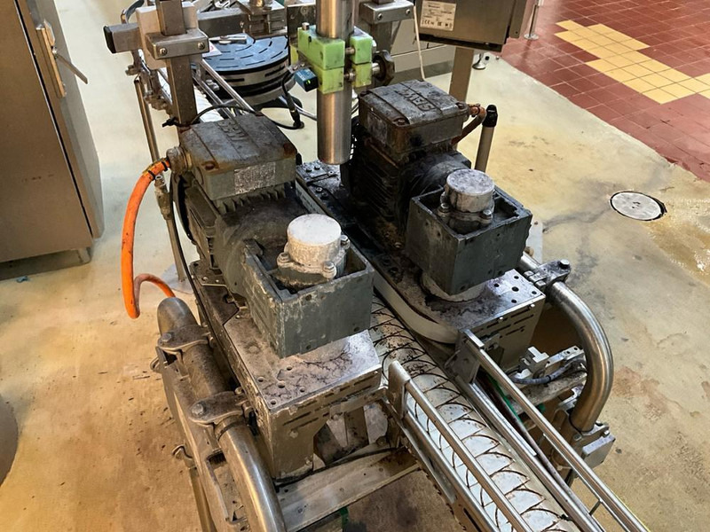 Tetra Pak - Belt conveyor: picture 2 Tetra Pak - Belt conveyor: picture 2