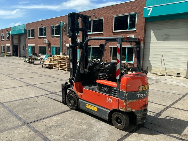 Toyota 7FBMF35 - Forklift: picture 5 Toyota 7FBMF35 - Forklift: picture 5