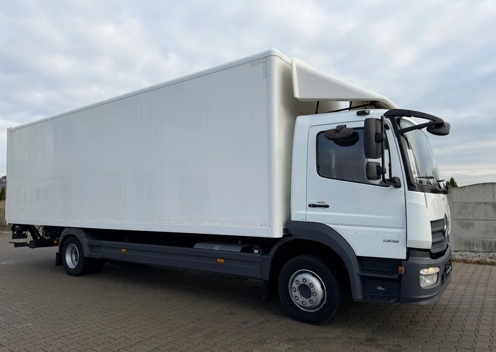 Mercedes-Benz ATEGO 1318 IZOTERMA 20 PALET! - Box truck: picture 3 Mercedes-Benz ATEGO 1318 IZOTERMA 20 PALET! - Box truck: picture 3