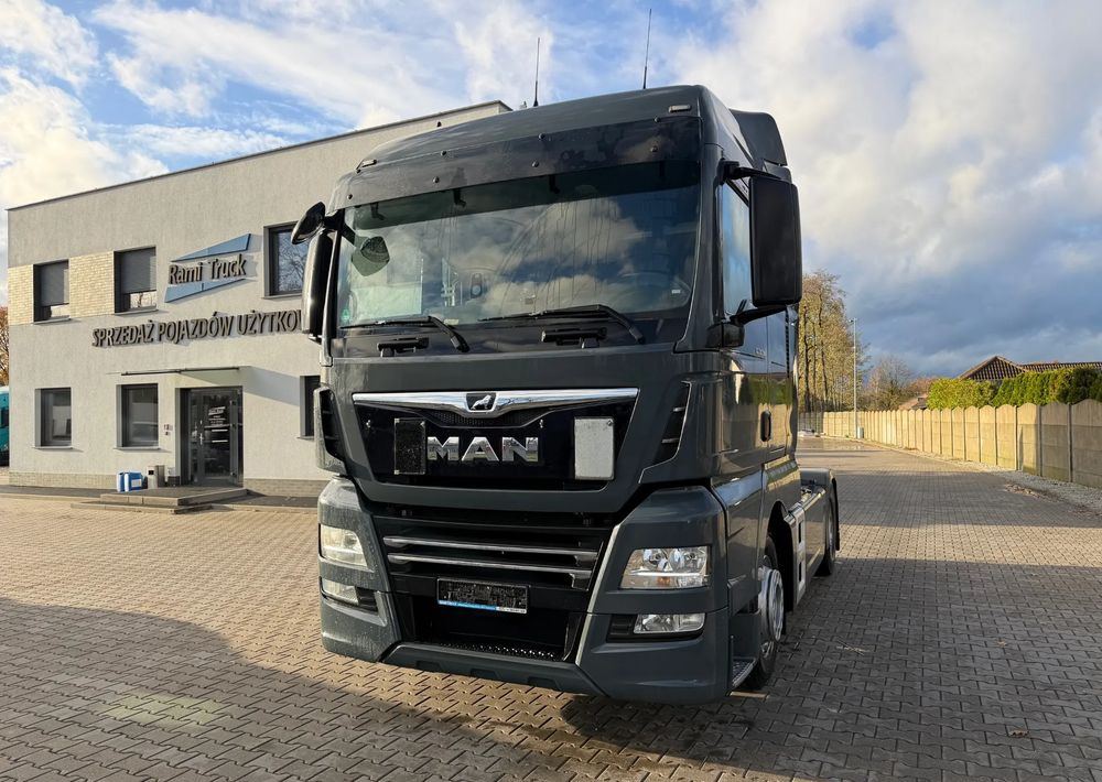 MAN TGX XLX 18.500/ RETARDER - Tractor unit: picture 3 MAN TGX XLX 18.500/ RETARDER - Tractor unit: picture 3