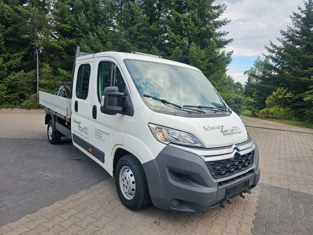 Citroën JUMPER L3 7sitz DOKA DO-KA Pritsche + Salztreuer - Flatbed van, Combi van: picture 1 Citroën JUMPER L3 7sitz DOKA DO-KA Pritsche + Salztreuer - Flatbed van, Combi van: picture 1