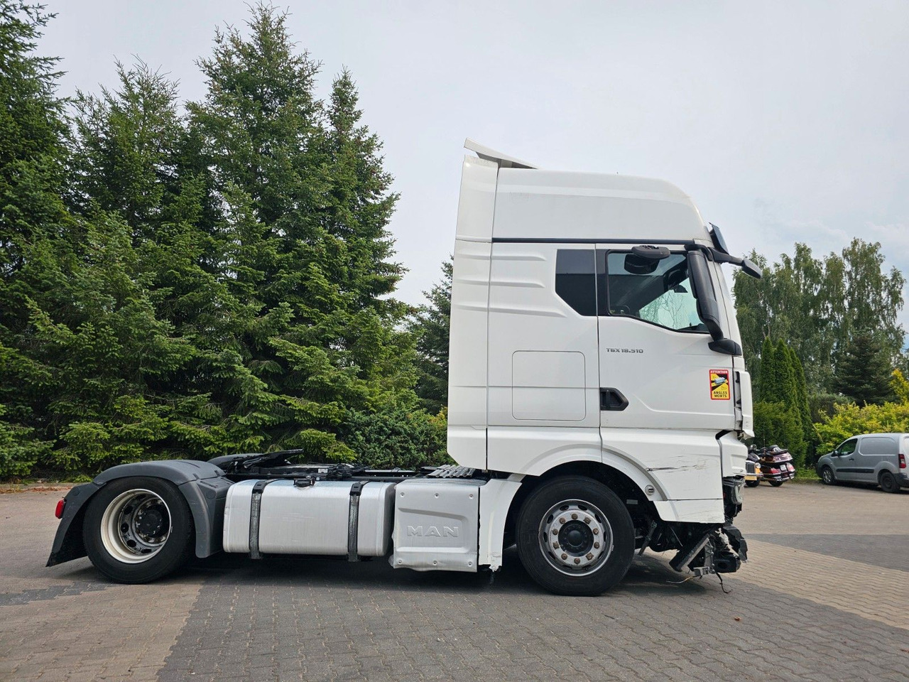 MAN TGX 18.510 XXL INTARDER - Motor , Rahmen 100% OK - Tractor unit: picture 3 MAN TGX 18.510 XXL INTARDER - Motor , Rahmen 100% OK - Tractor unit: picture 3
