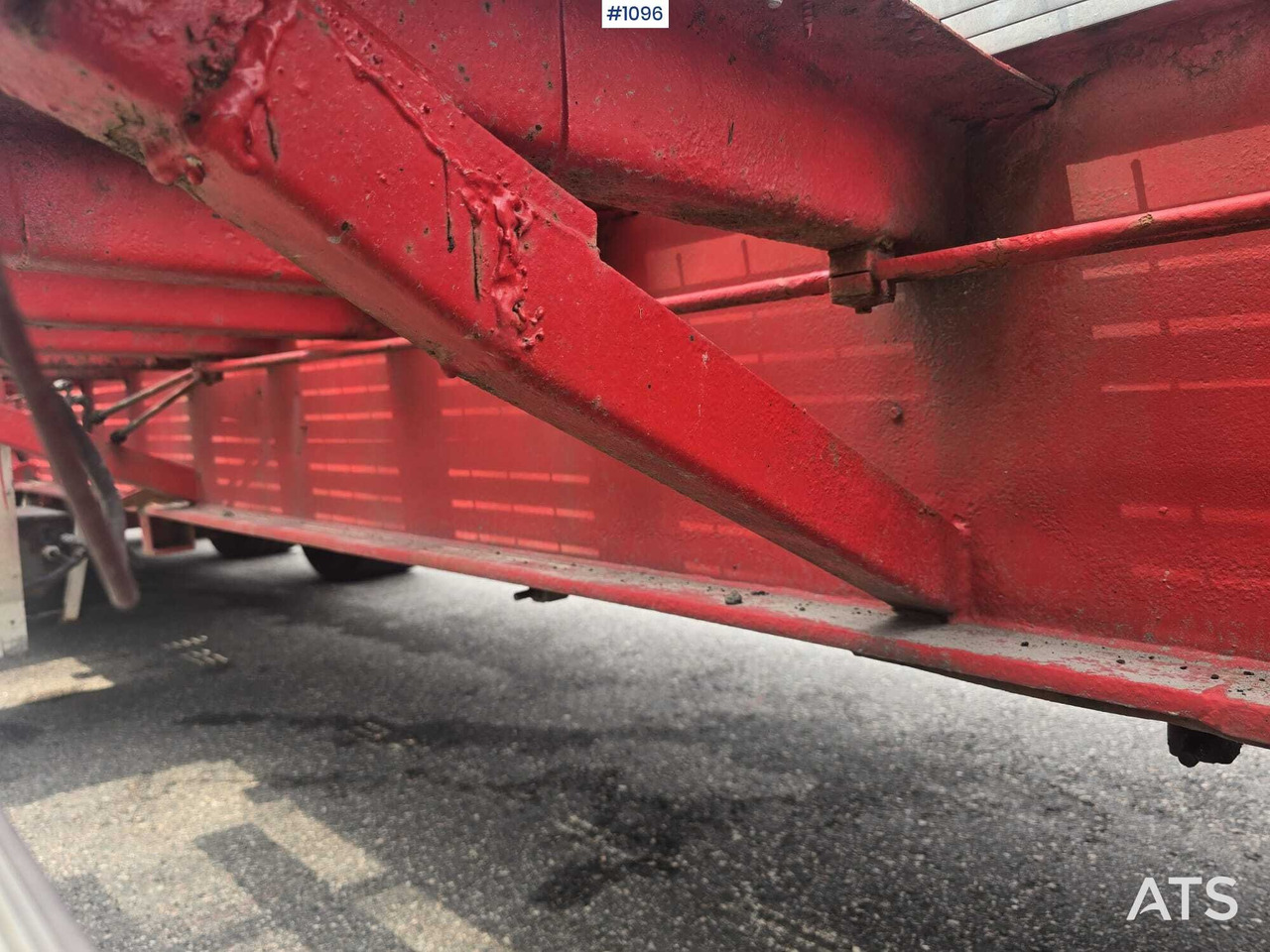 Low loader trailer Kome 5-Akselinen lavetti: picture 14 Low loader trailer Kome 5-Akselinen lavetti: picture 14