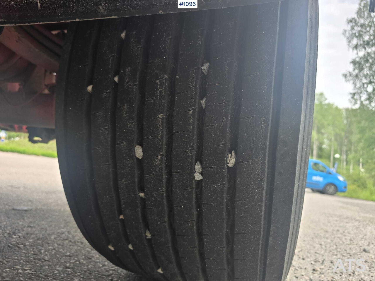 Low loader trailer Kome 5-Akselinen lavetti: picture 17 Low loader trailer Kome 5-Akselinen lavetti: picture 17