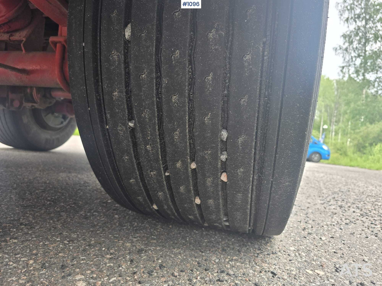 Low loader trailer Kome 5-Akselinen lavetti: picture 16 Low loader trailer Kome 5-Akselinen lavetti: picture 16