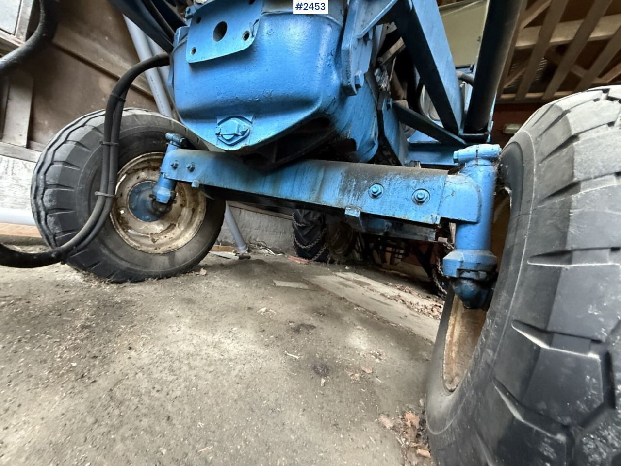 Farm tractor Ford Super Major 5000 with front loader Rep. object: picture 14