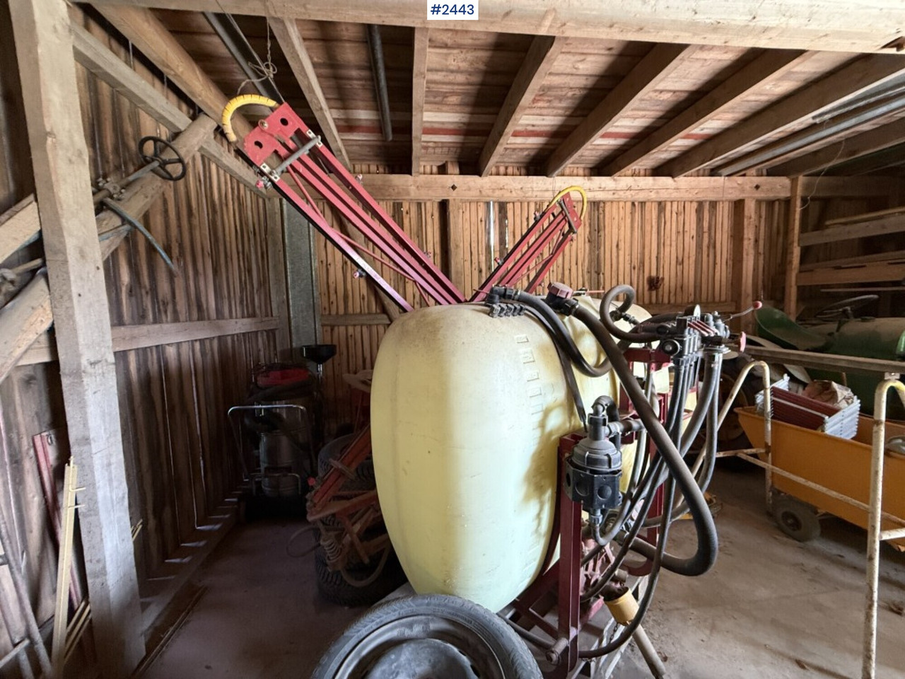 Sprayer Hardi 800L 12m - Sprayer: picture 3 Sprayer Hardi 800L 12m - Sprayer: picture 3