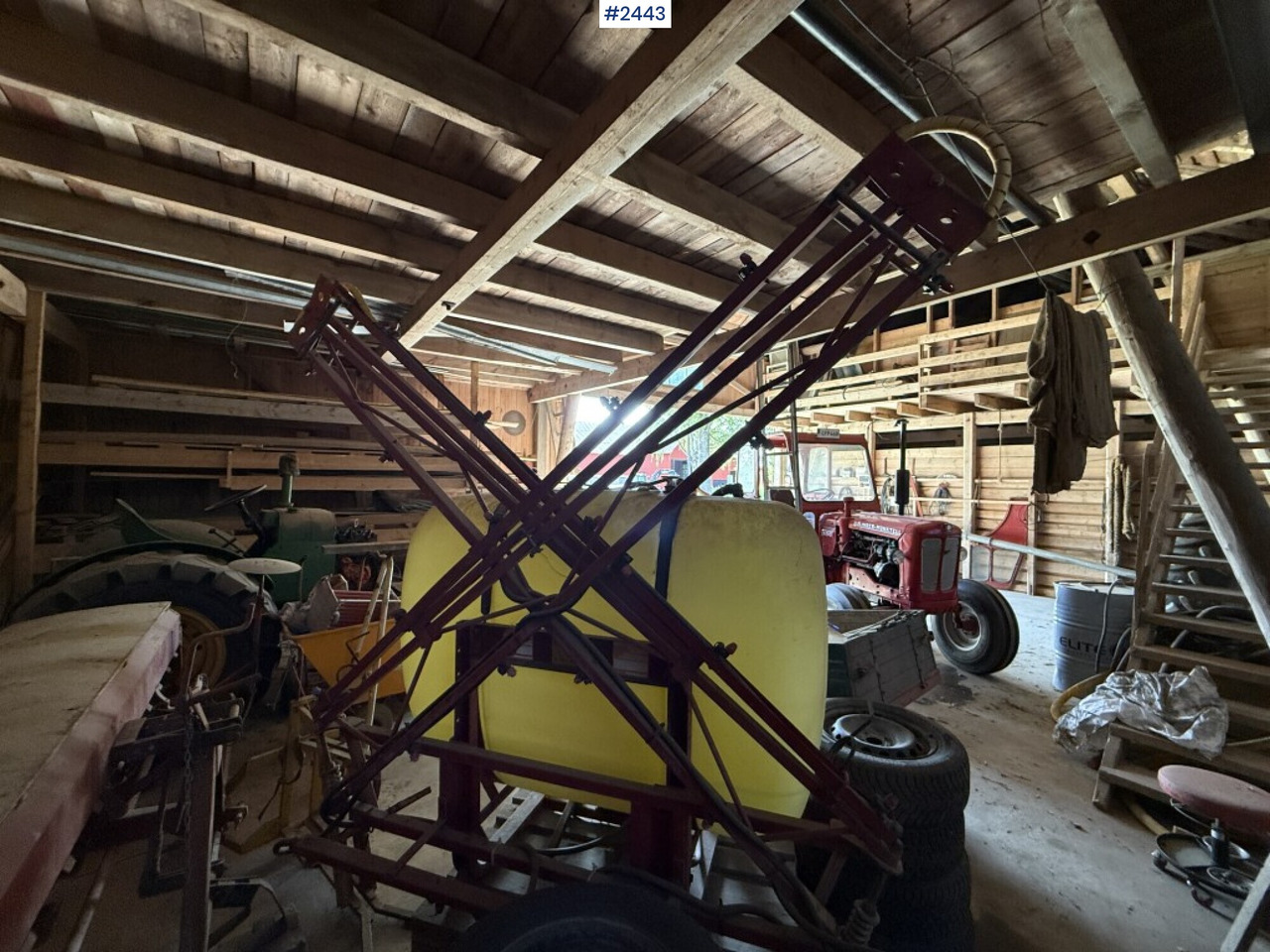 Sprayer Hardi 800L 12m - Sprayer: picture 4 Sprayer Hardi 800L 12m - Sprayer: picture 4