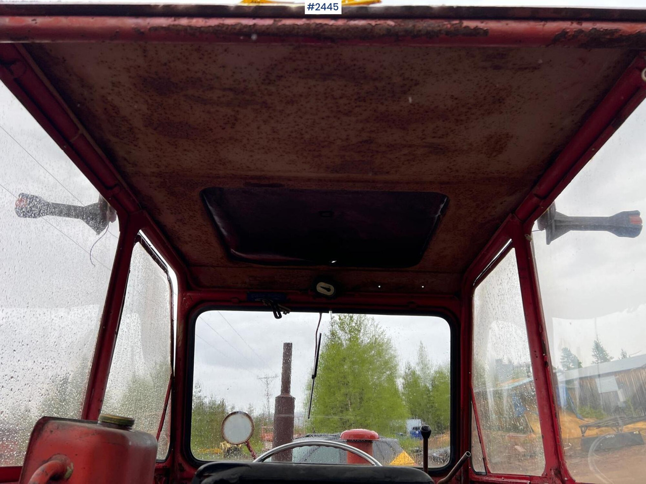 Farm tractor VALMET 565 Tractor with bucket: picture 18