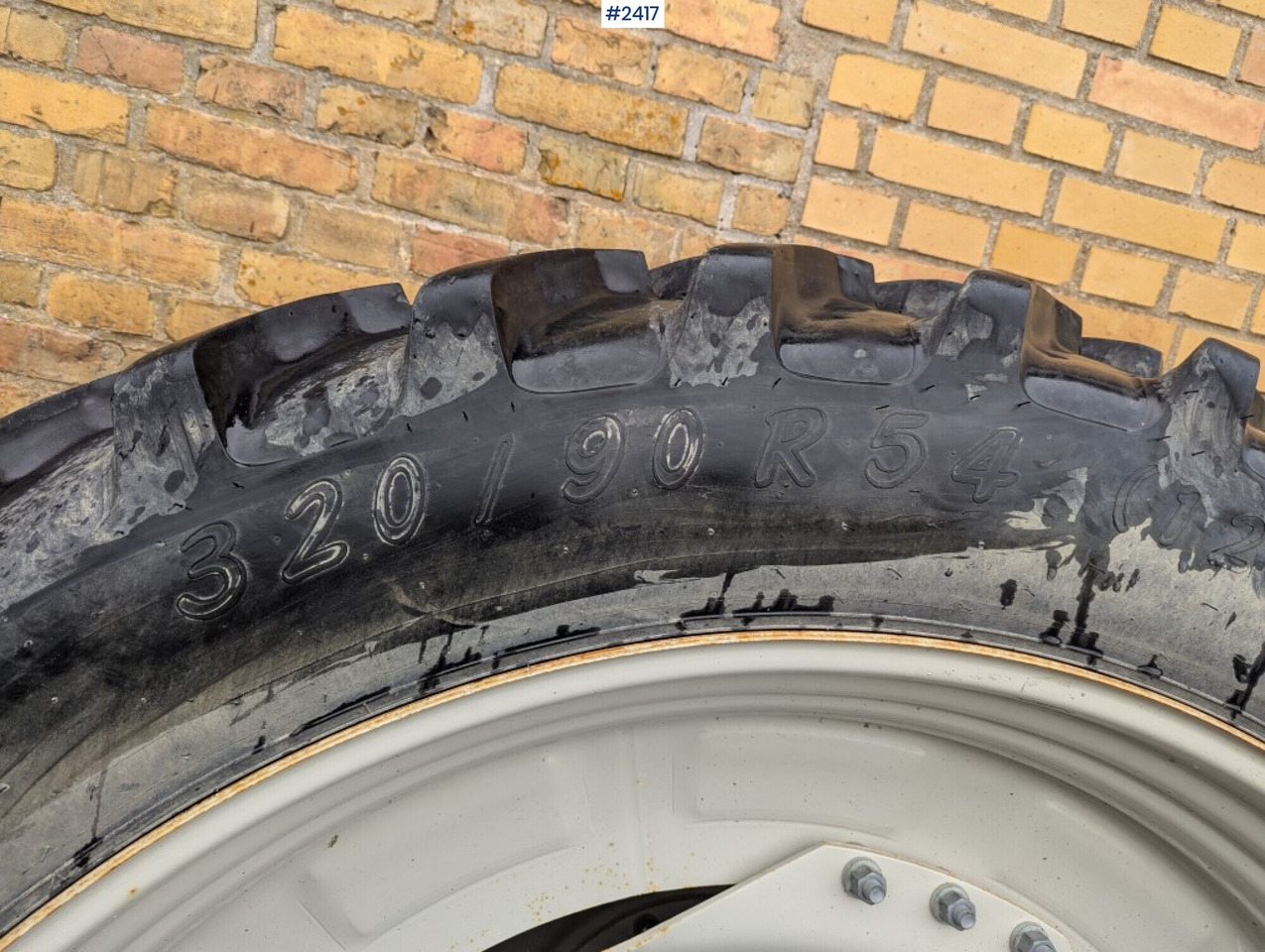 Wheel aligner, Alliance 320/90 R54 - Wheel and tire package: picture 4 Wheel aligner, Alliance 320/90 R54 - Wheel and tire package: picture 4