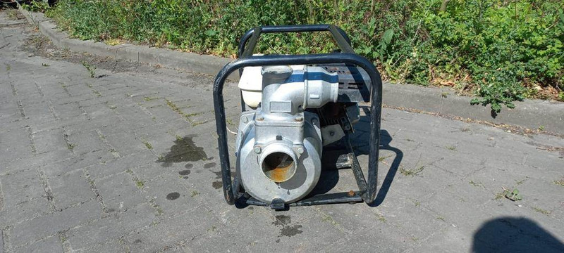 Onbekend KRAFTWELLE WP-30 POMP - Tractor mounted sprayer: picture 2 Onbekend KRAFTWELLE WP-30 POMP - Tractor mounted sprayer: picture 2