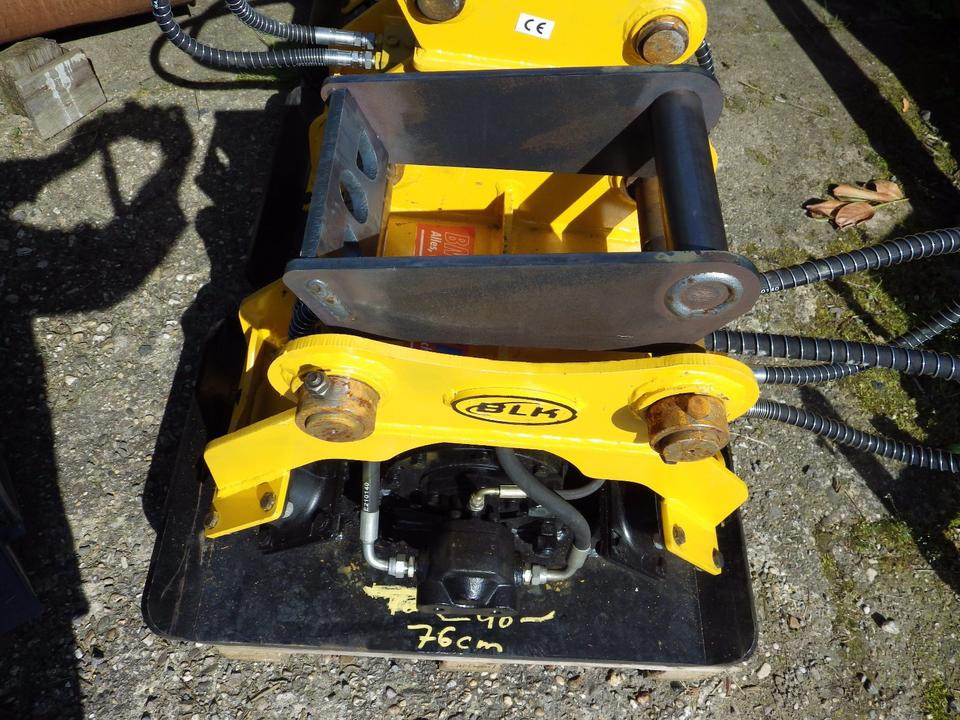 Anbauverdichter BLK4 Hydro-Rüttelplatte MS03 (netto 2220,00) - Vibratory plate: picture 4 Anbauverdichter BLK4 Hydro-Rüttelplatte MS03 (netto 2220,00) - Vibratory plate: picture 4