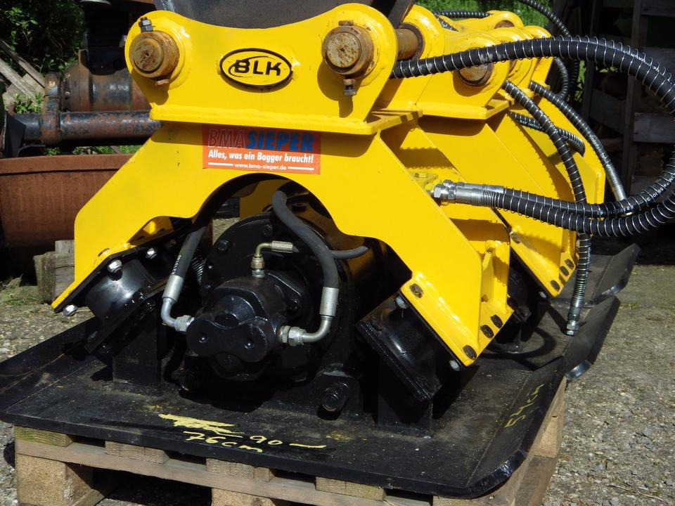 Anbauverdichter BLK4 Hydro-Rüttelplatte MS03 (netto 2220,00) - Vibratory plate: picture 1 Anbauverdichter BLK4 Hydro-Rüttelplatte MS03 (netto 2220,00) - Vibratory plate: picture 1