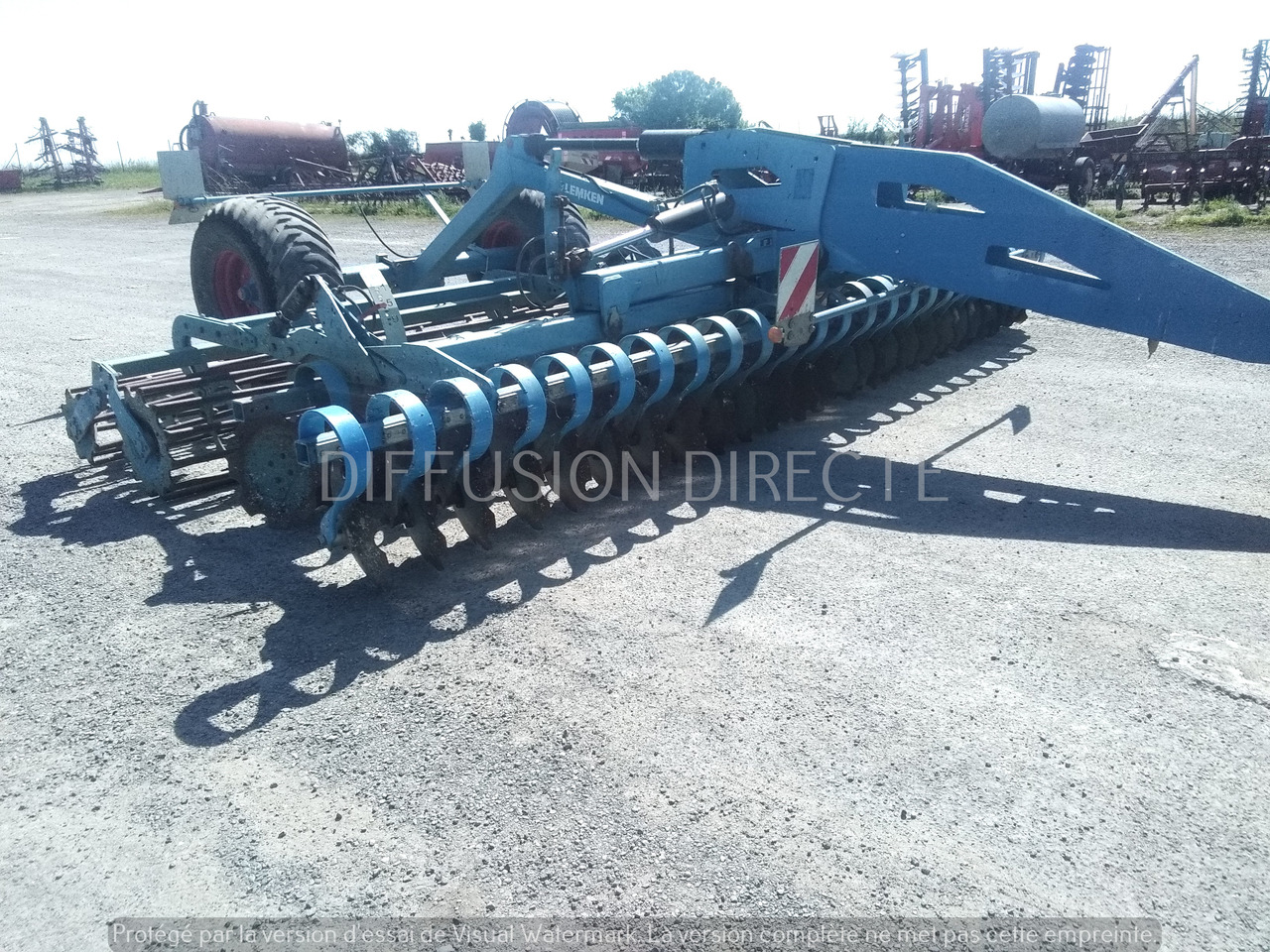 LEMKEN DECHAUMEUR A DISQUES HELIODOR H 8 SF - Disc harrow: picture 4 LEMKEN DECHAUMEUR A DISQUES HELIODOR H 8 SF - Disc harrow: picture 4