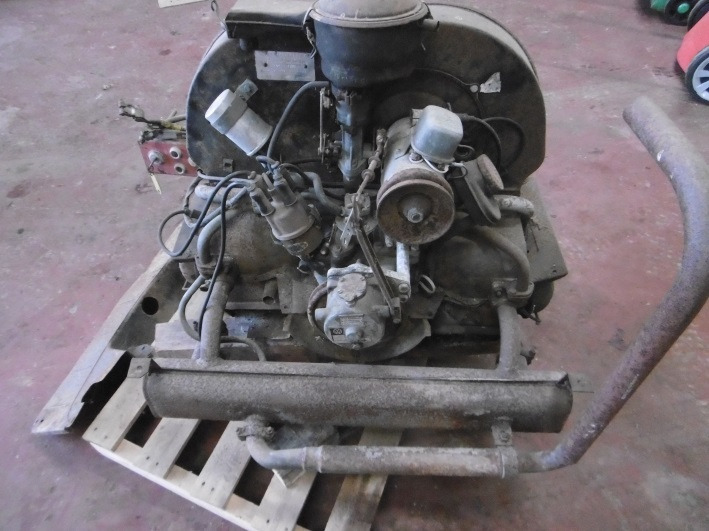 MOTEUR VOLKSWAGEN - Engine: picture 1 MOTEUR VOLKSWAGEN - Engine: picture 1