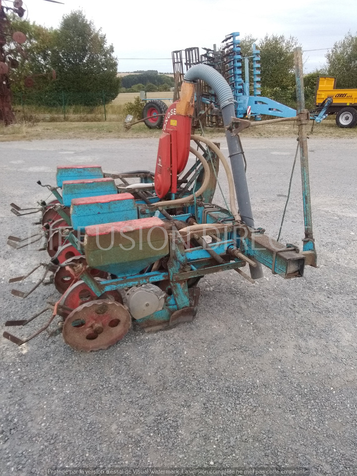 RIBOULEAU SEMOIR MONOGRAINE PNU - Precision sowing machine: picture 3 RIBOULEAU SEMOIR MONOGRAINE PNU - Precision sowing machine: picture 3