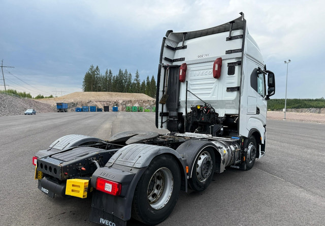 Iveco S-Way 460 LNG 6x2 - Tractor unit: picture 5 Iveco S-Way 460 LNG 6x2 - Tractor unit: picture 5