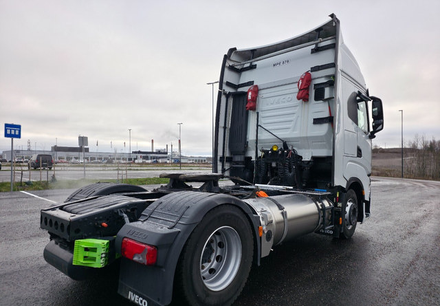 IvecoS-Way 460 4x2 LNG / LBG - Tractor unit: picture 4 IvecoS-Way 460 4x2 LNG / LBG - Tractor unit: picture 4