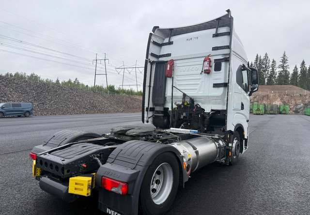IvecoS-Way 460 4x2 LNG / LBG - Tractor unit: picture 5 IvecoS-Way 460 4x2 LNG / LBG - Tractor unit: picture 5